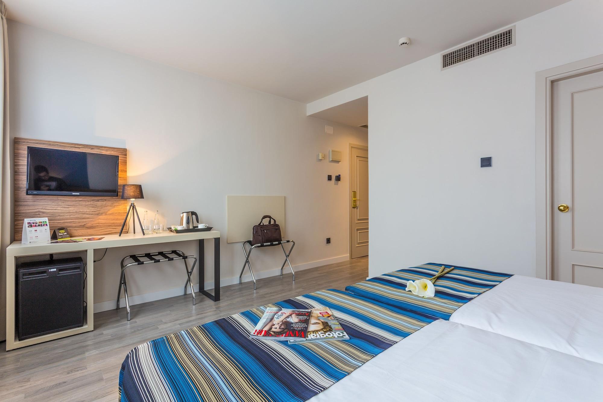 Dwo Urban Granada Hotell Exteriör bild