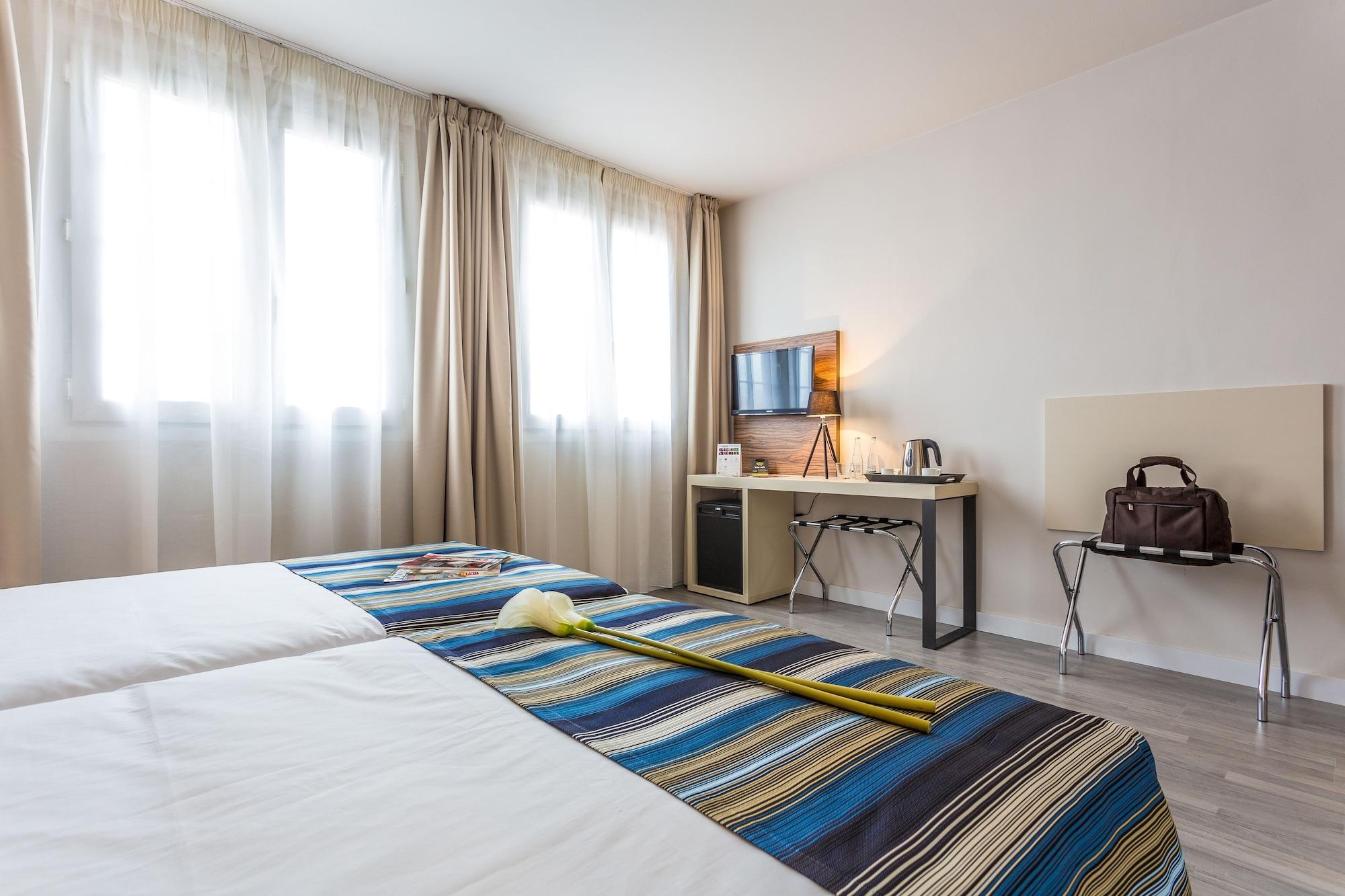 Dwo Urban Granada Hotell Rum bild