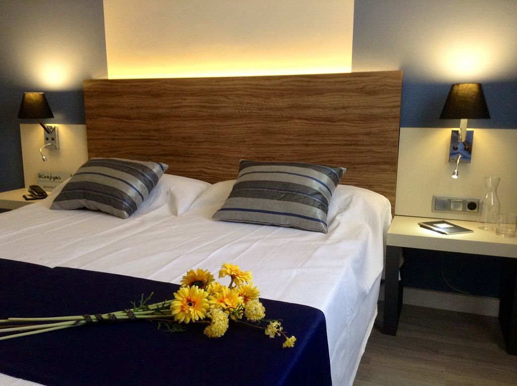 Dwo Urban Granada Hotell Exteriör bild