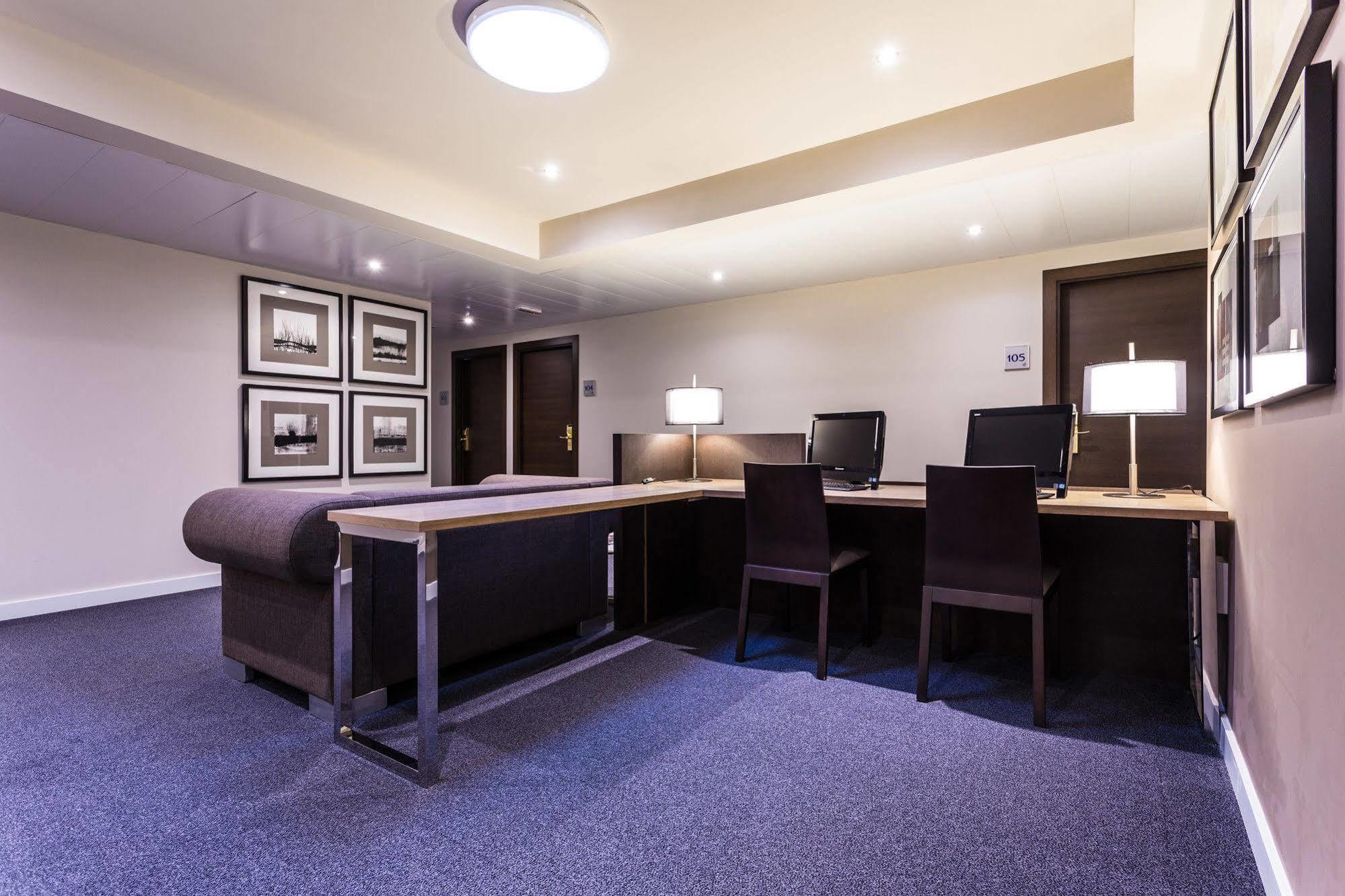 Dwo Urban Granada Hotell Exteriör bild