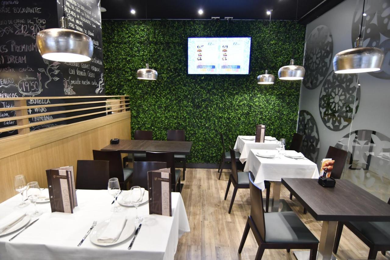 Dwo Urban Granada Hotell Exteriör bild